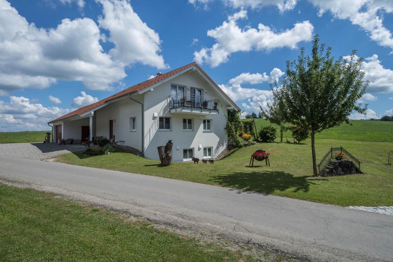 Ferienhof Weber Wohnung Fichte Neukirch  Exteriör bild